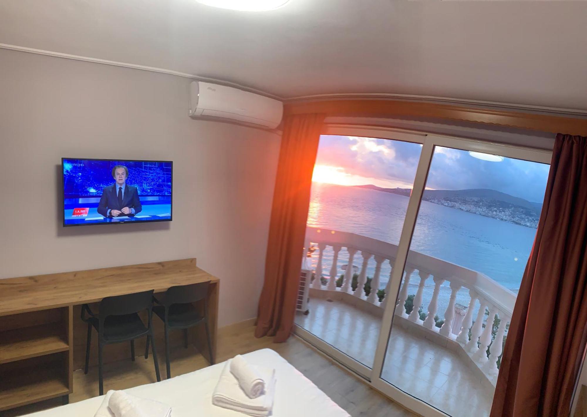 Hotel Dodona Саранда Экстерьер фото